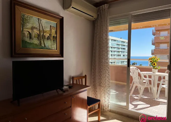 Bella Terraza Frontal Al Mar דירה *